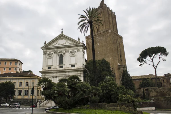 Santa Caterina a Magnanapoli e Torre delle Milizie a Roma — Foto Stock