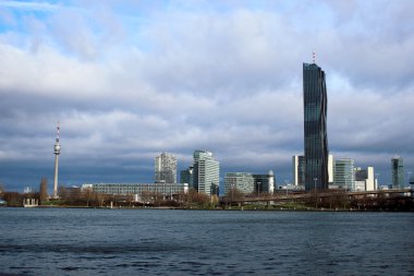 Gökdelen Viyana, Avusturya