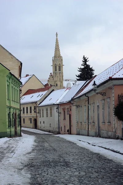 Starej ulicy w Bratysławie, Słowacja — Zdjęcie stockowe