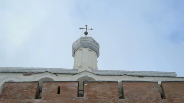 El campanario del Kremlin de Novgorod, Nóvgorod, Rusia — Vídeos de Stock