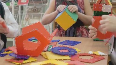 Çocuk fikri bir anaokulunda oyun