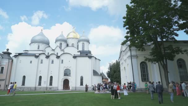 Kathedrale der Heiligen Sophia in Veliky Novgorod — Stockvideo