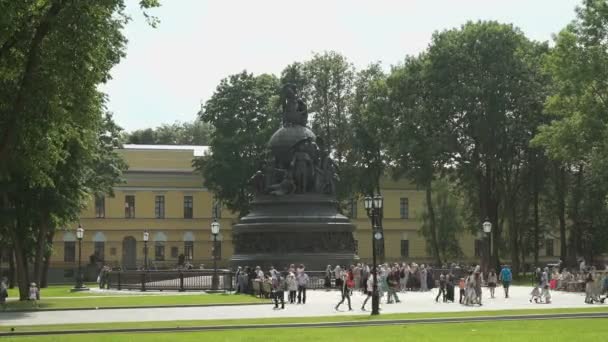 El monumento Milenio de Rusia en Rusia — Vídeos de Stock