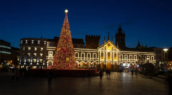 Cidade Natal Ilumina Decoração Com Uma Enorme Árvore Natal Braga — Fotografia de Stock