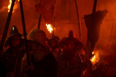 27 Eylül 2025 'te İspanya' nın başkenti Mayorga 'da ateşli bir gelenek ve adanmışlık gecesi yaşandı..