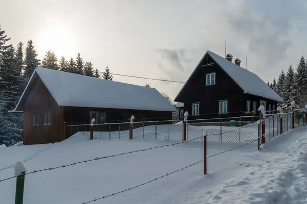 Winter Scenery Wooden Houses Snow Trees Visalaje Moravskoslezske Beskydy Mountains — Stock Photo, Image