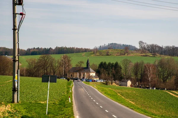 Kostel Chiesa Mari Magdaleny Dal 15Il Secolo Nel Villaggio Bouzov — Foto Stock