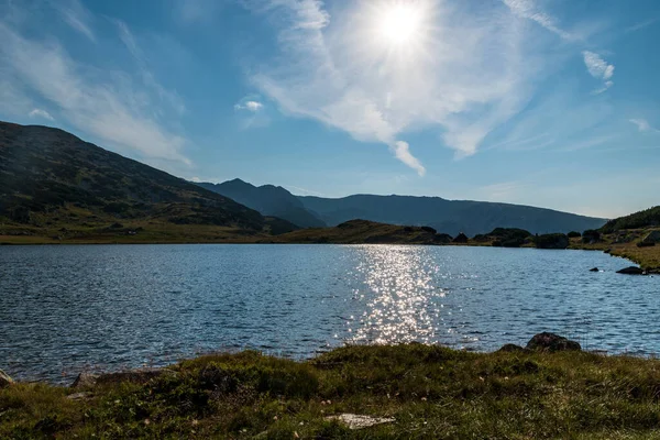 Zanoaga Mare Lake Hills Background Retezat Mountains Romania Beautiful Summer — Stock Photo, Image