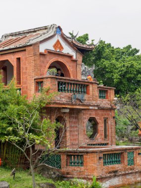 20,2016 Lin Tai bir atalarının evi Mart