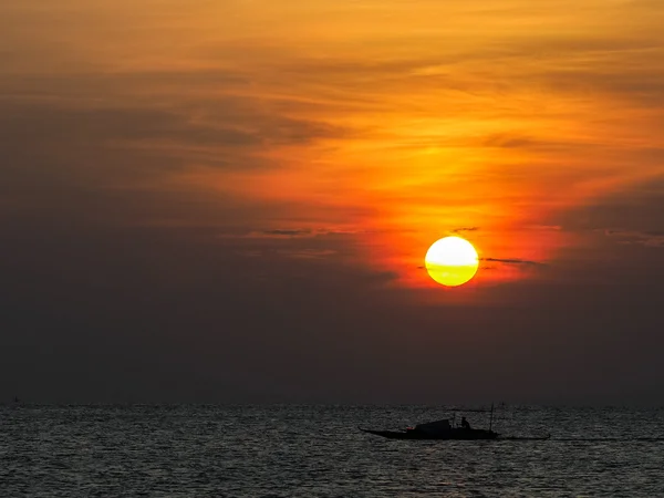 Salida del sol en Filipinas —  Fotos de Stock