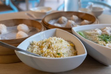 Lezzetli Çin usulü pilav