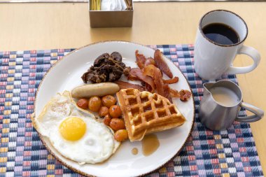 Batı usulü kahvaltı hazır.