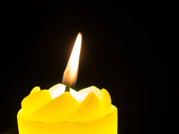 Sarı mum ışığı — Stok fotoğraf