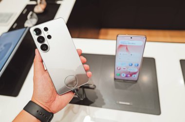 Yeni Samsung Galaksisi S26 Ultra Akıllı Telefon.