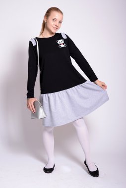 Genç kız öğrenci. İzole stüdyo portre