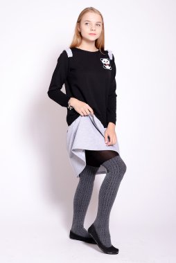 Genç kız öğrenci. İzole stüdyo portre