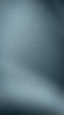 Derin lacivert, kömür grisi ve yumuşak bir kayrak tabakası olan soyut, dikey, karamsar bir arka plan. Premium teknoloji tasarımları için zarif gürültülü doku