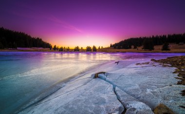 The frozen lake clipart