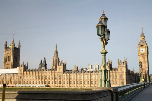 Reino Unido - Londres - O Big Ben e o Palácio de Westminster — Fotografia de Stock