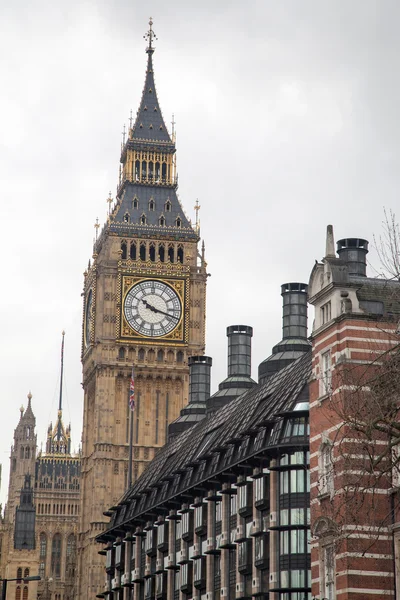 Reino Unido - Londres - El Big Ben y el Palacio de Westminster — Foto de Stock