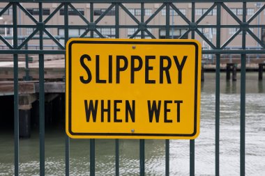 tehlike ve uyarı işaretleri