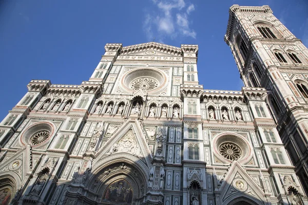 Italien - florenz - die cattedrale di santa maria del fiore — Stockfoto