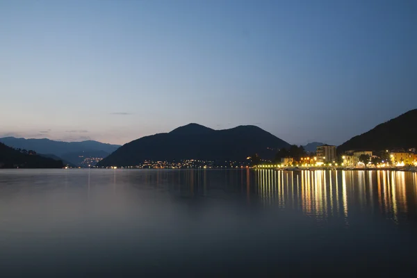 Italië - Porto Ceresio en de Ceresio Lake — Stockfoto
