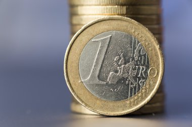 Sorunsuz bulanık mavi artalanla sikke