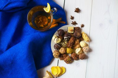 Zencefil çay limon şeker ile