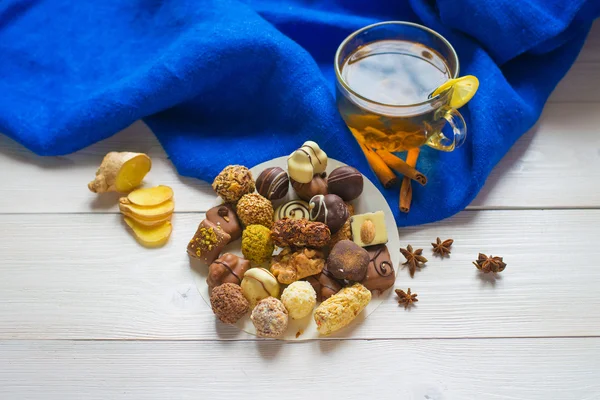 Zencefil çay limon şeker ile