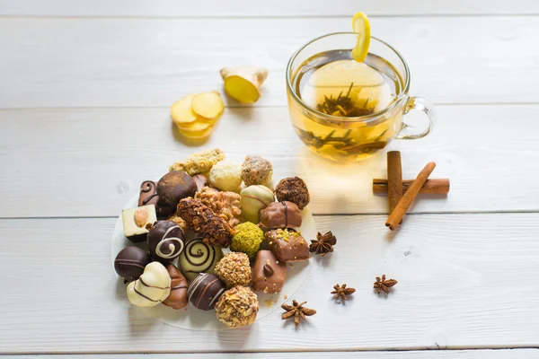 Zencefil çay limon şeker ile