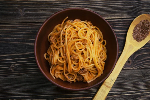 lezzetli ve doyurucu pasta kıyma ile