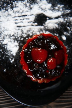 krema şeker ile Ahududu cake