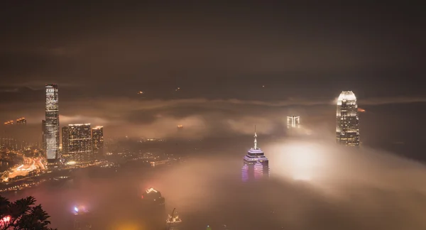 Nebbia urbana Veduta di Hong Kong dal picco Victoria — Foto Stock