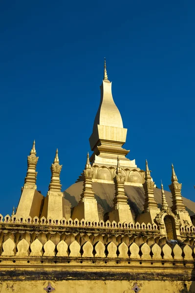 Close-up shot van die Luang Stupa, bezienswaardigheid van Vientiane, Lao PD — Stockfoto