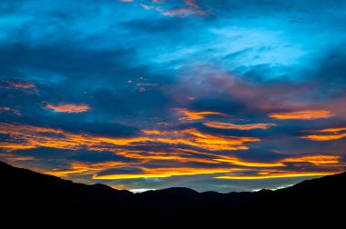 Peketa Beach, Kaikoura, South Island Yeni Zelanda gün batımında