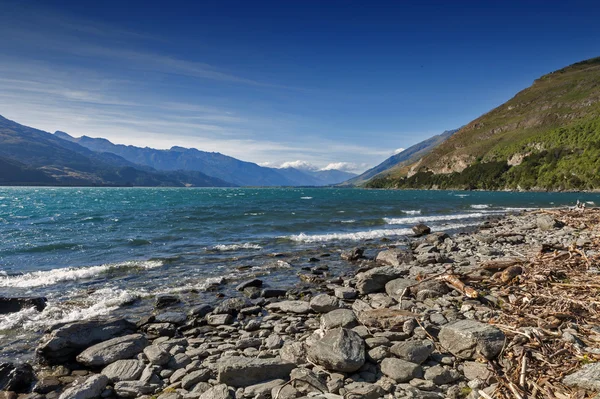 Lago Wanaka, localizado na região de Otago, na Nova Zelândia — Fotografia de Stock