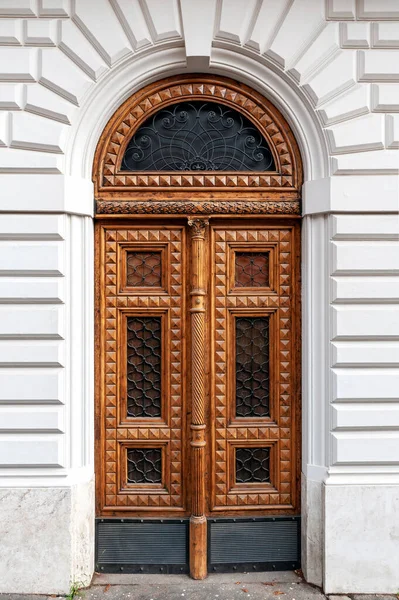 Details European Style Classic Old Fashion Elegant Wood Carving Door Stock Image