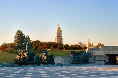 II. Dünya Savaşı ve o Kiev-Pechersk Lavra Ukrayna'nın Tarih Müzesi
