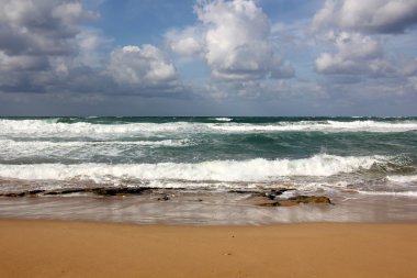 Akdeniz kıyısında