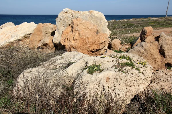 Pietre sulla riva del mare — Foto Stock