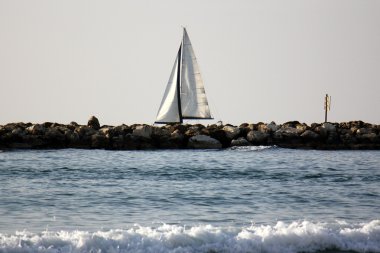 kendinden tahrikli ve kendinden tahrikli kayan yapısı