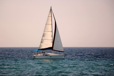 kendinden tahrikli ve kendinden tahrikli kayan yapısı