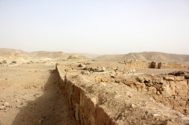 Antik duvar ve Binalar