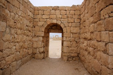 Antik duvar ve Binalar