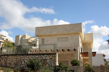 her zaman Sınırdaki telleri