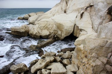 Akdeniz kıyısında