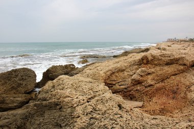 Akdeniz kıyısında