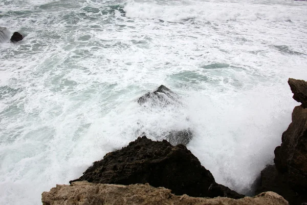 Bouře na pobřeží Středozemního moře — Stock fotografie