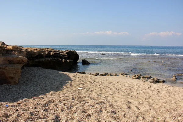 Pietre sulla riva del mare — Foto Stock